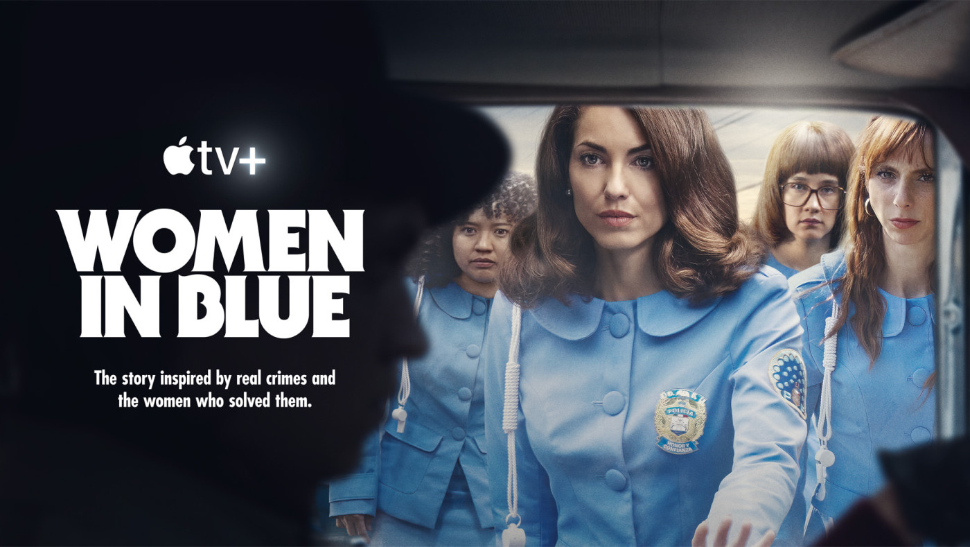 Las Azules Women in Blue