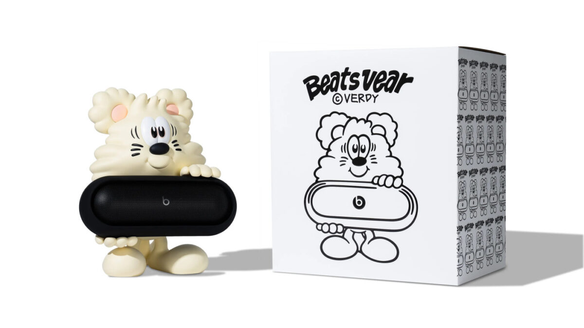 Beats Pill Vear Verdy Figurine