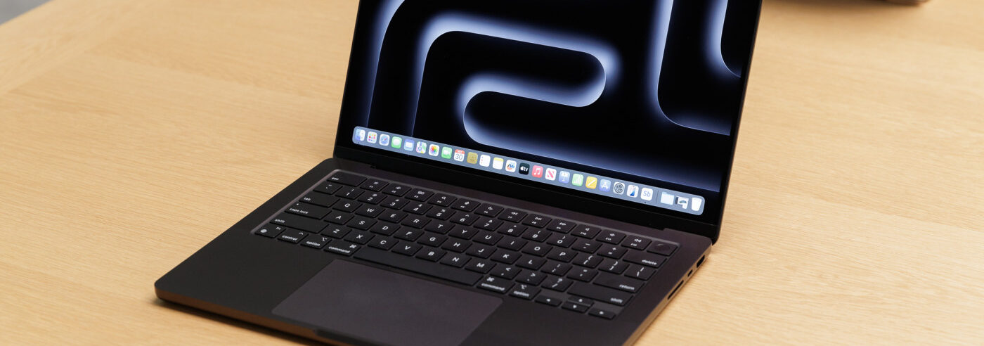 MacBook Pro M4 Noir