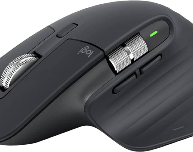 Image Tim Cook et la souris Logitech MX Master 3 : petit débunk d’une fake news