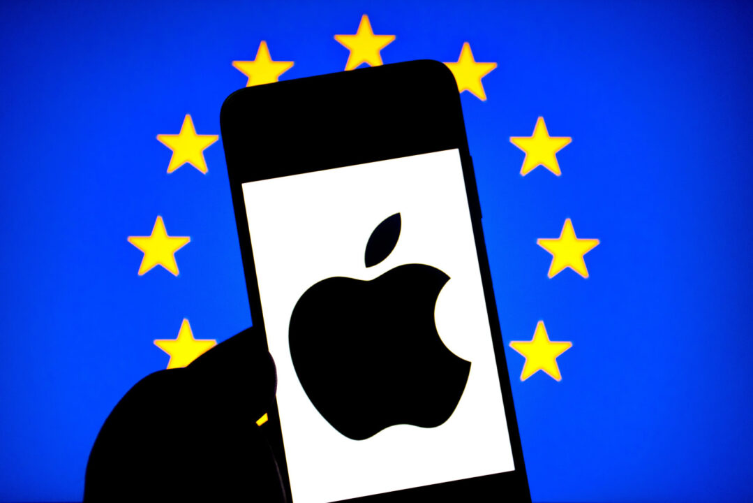 iPhone Logo Apple Drapeau Europeen