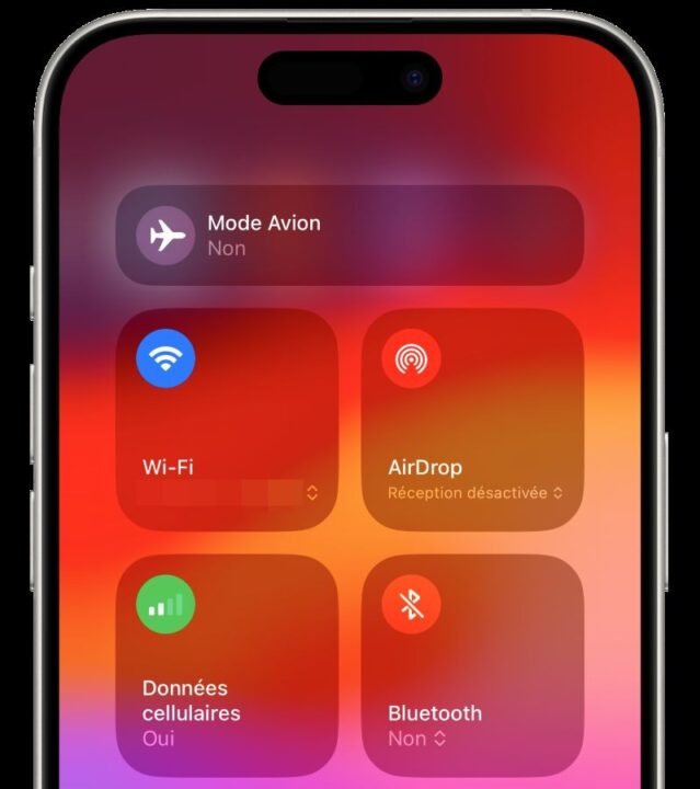 iOS 18.4 Beta Centre de Controle Barre Reseau Donnees Cellulaires