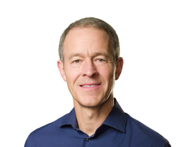 Image Jeff Williams, le numéro 2 chez Apple, quitte ses fonctions et prépare sa retraite
