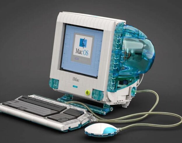 Image Insolite : un fan de LEGO recrée l’iMac G3 « Bondi Blue » avec les célèbres petites briques