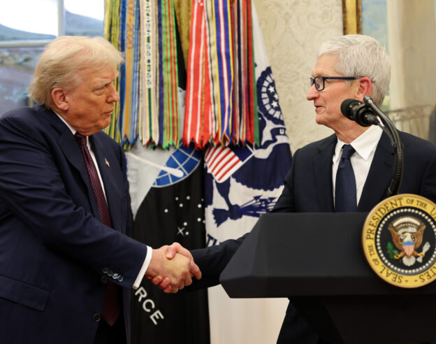 Image Apple aide Donald Trump en finançant en partie la salle de bal de la Maison Blanche