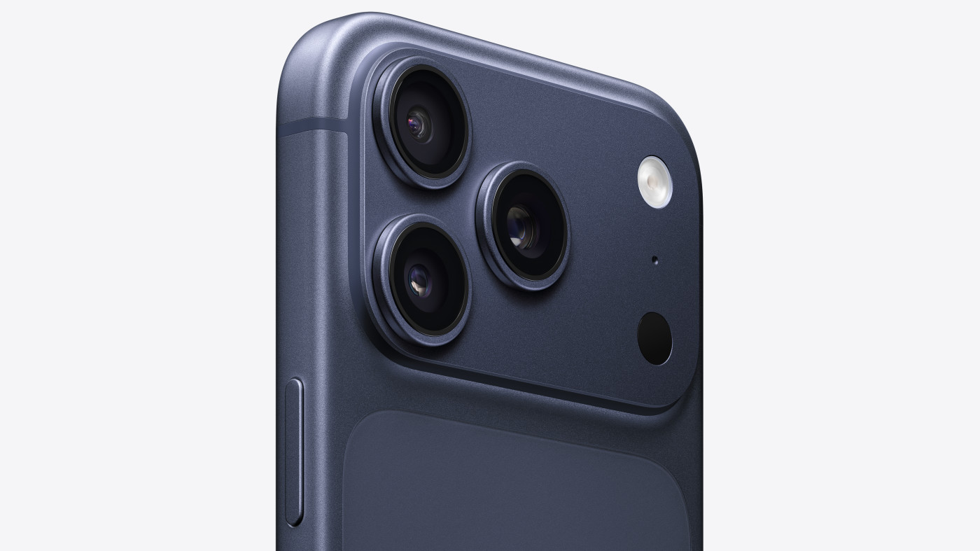 iPhone 17 Pro Arriere Capteurs Photo Bleu Intense