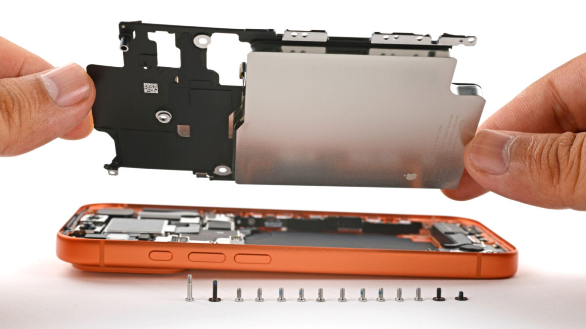 iPhone 17 Pro Demontage Interieur Batterie