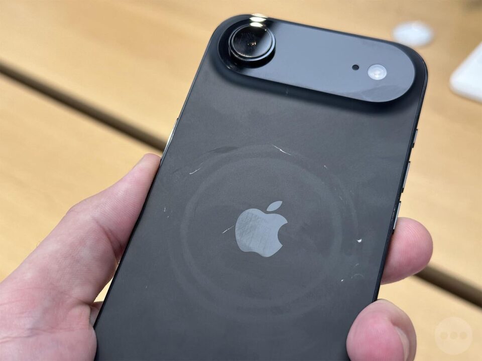iPhone Air Rayures Marques