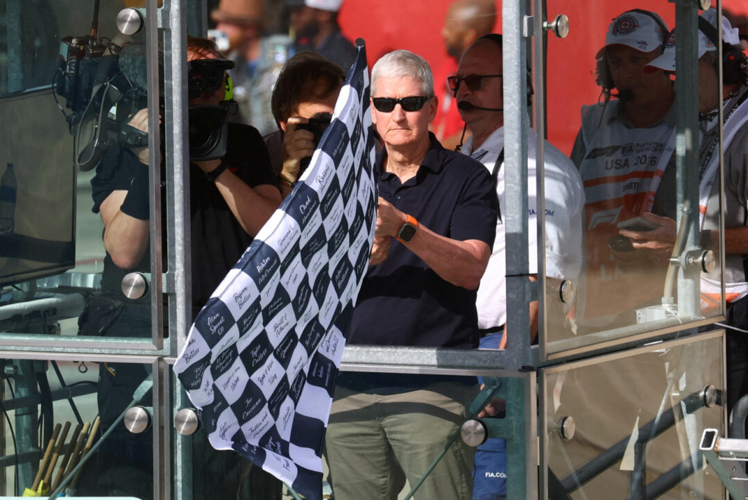 Tim Cook Formule 1 Drapeau