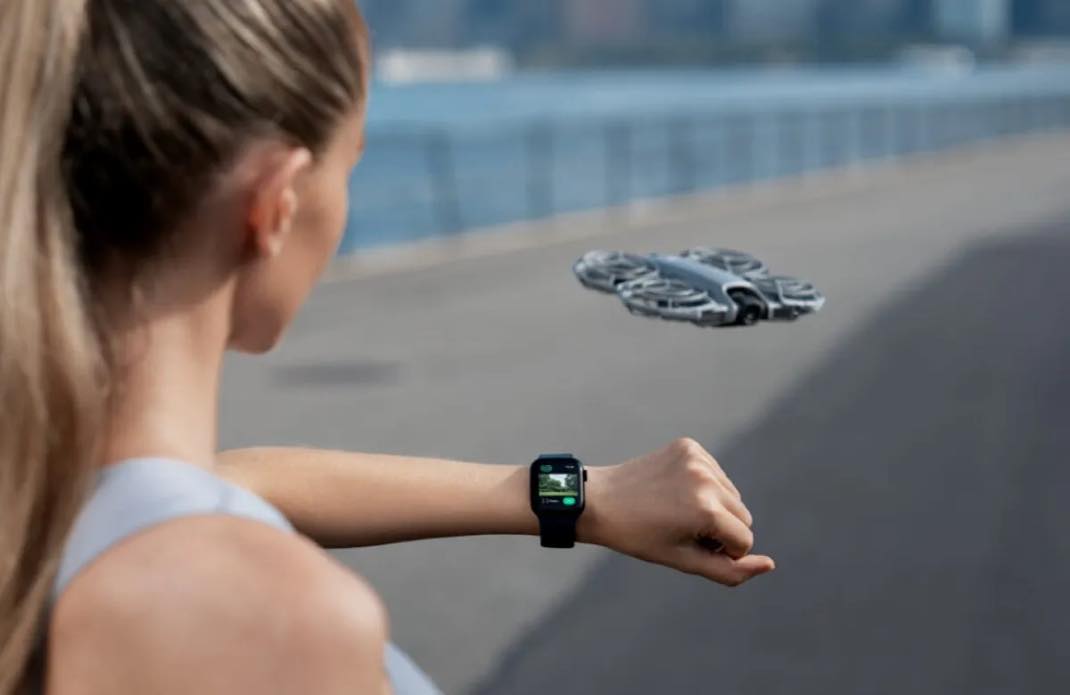 DJI Neo 2 Apple Watch