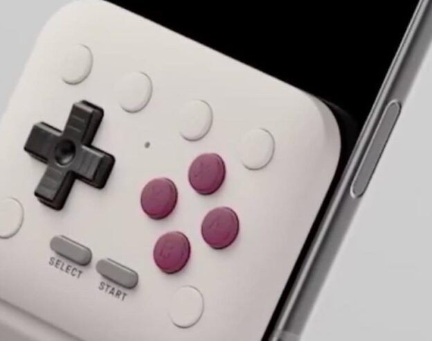 Image [CES 2026] 8BitDo FlipPad : un contrôleur pliable et ultra compact pour l&rsquo;iPhone