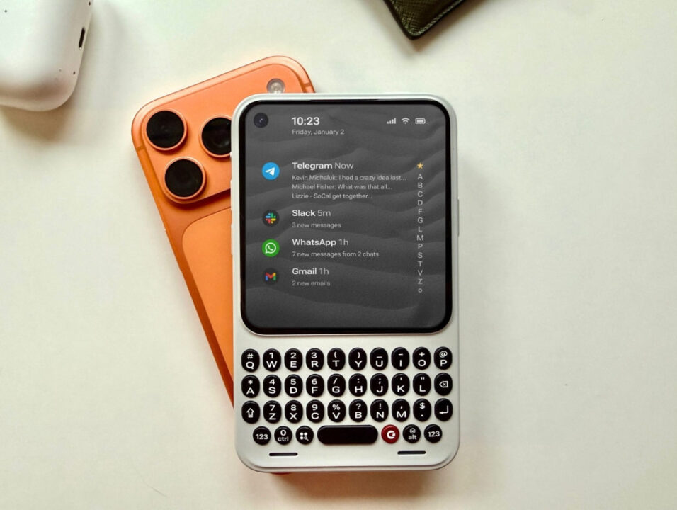 Clicks Communicator iPhone