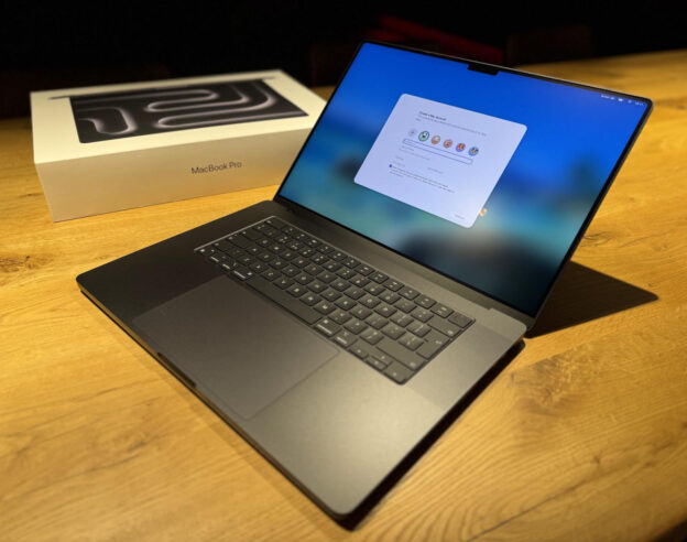 Image Il repart avec un MacBook Pro M4 Max gratuit après une gaffe d&rsquo;Apple en réparation