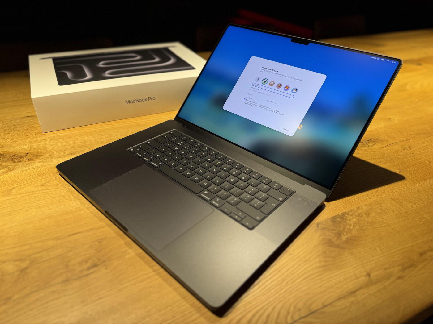 
		Commentaires sur Il repart avec un MacBook Pro M4 Max gratuit après une gaffe d’Apple en réparation par Korel_136		