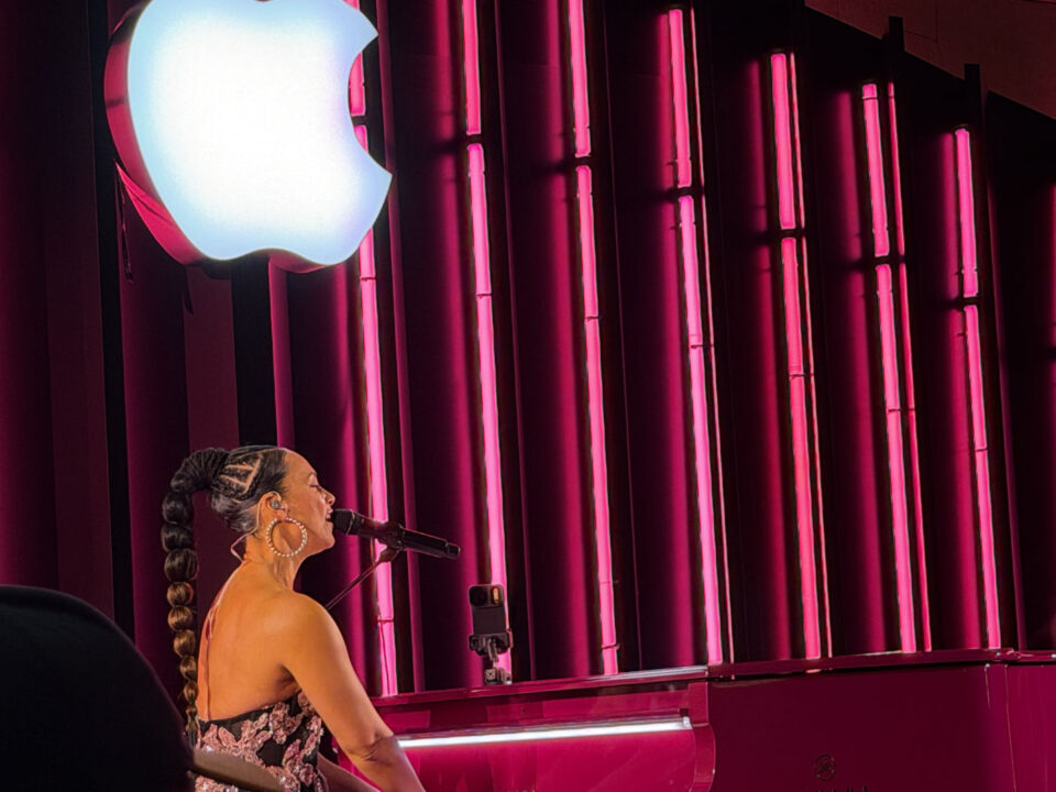 Alicia Keys Concert Grand Central Terminal Apple