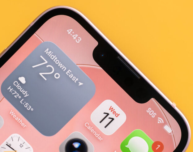 Image Brevet : Apple prépare un verre d&rsquo;écran beaucoup plus résistant pour l&rsquo;iPhone, l&rsquo;Apple Watch et le Vision Pro