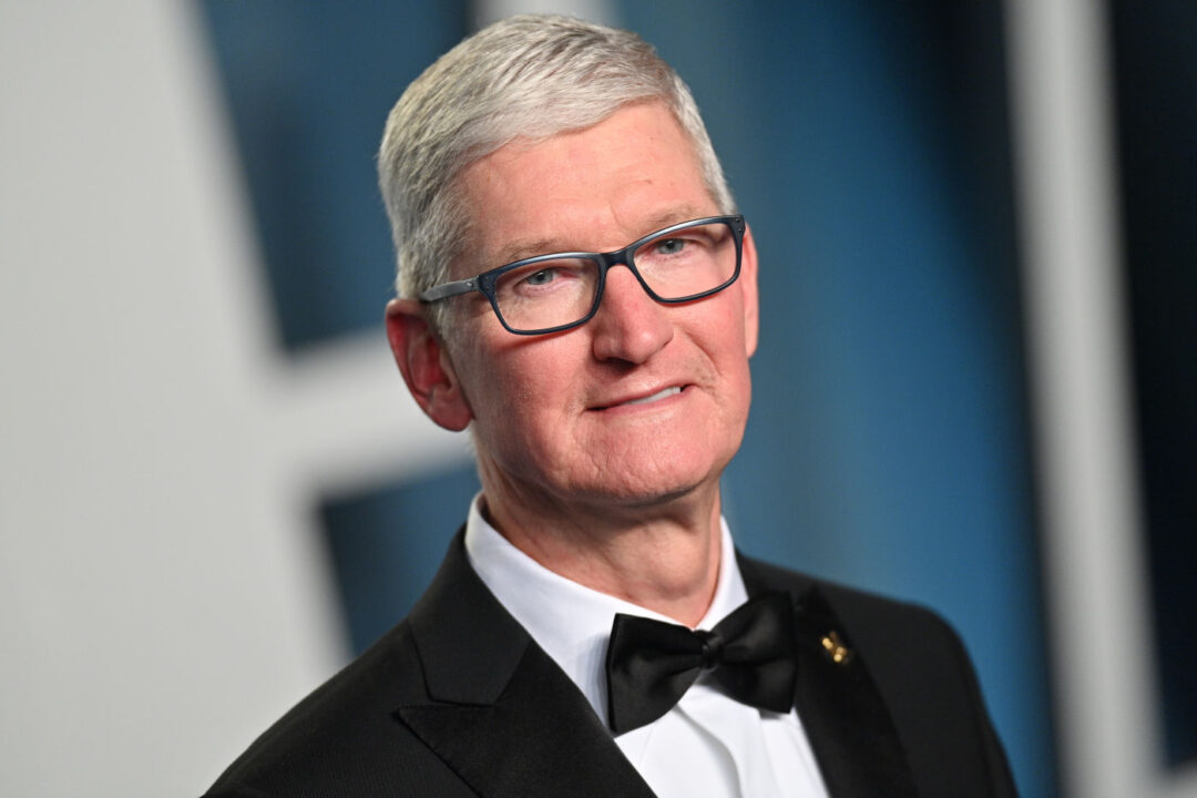 Tim Cook Vanity Fair Oscar Party 2022