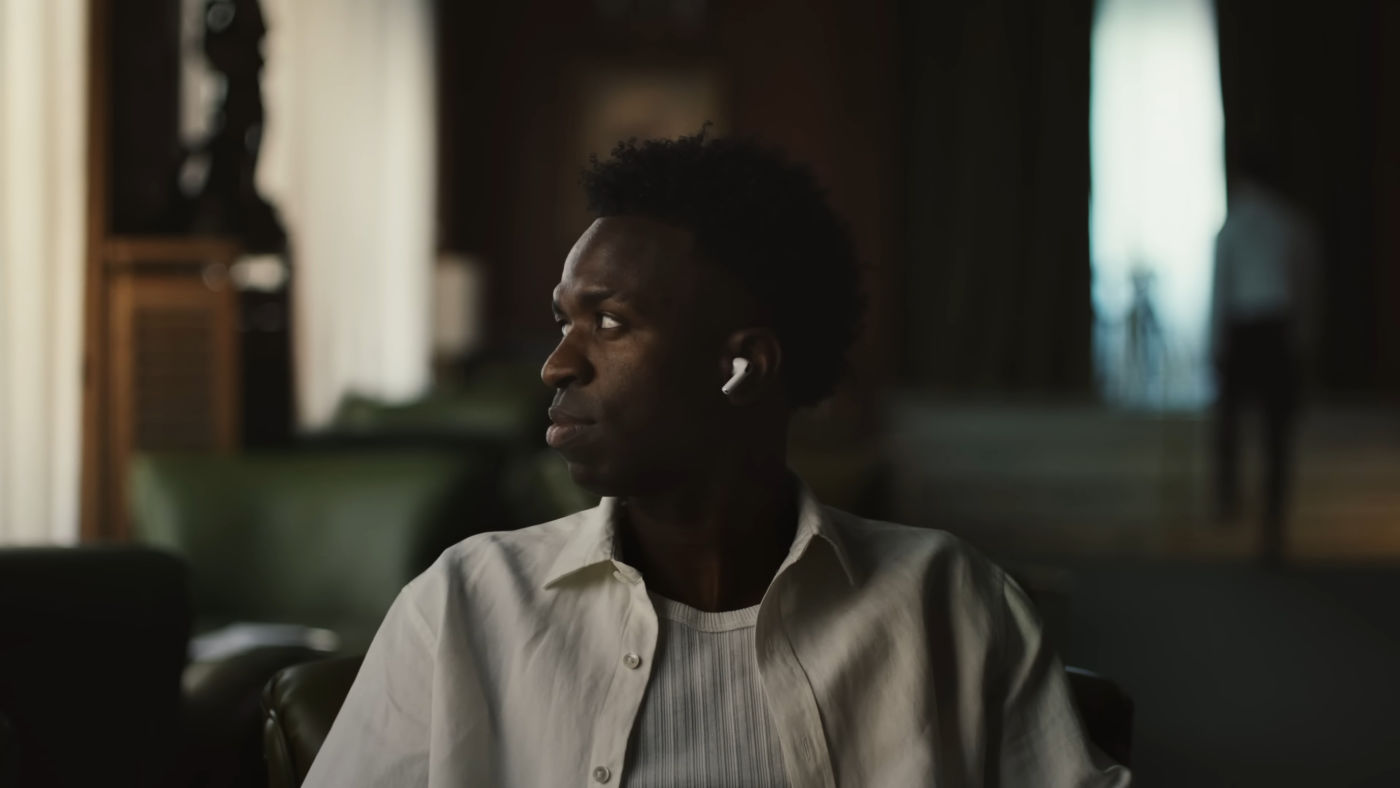 Vinicius Jr AirPods Pro 3