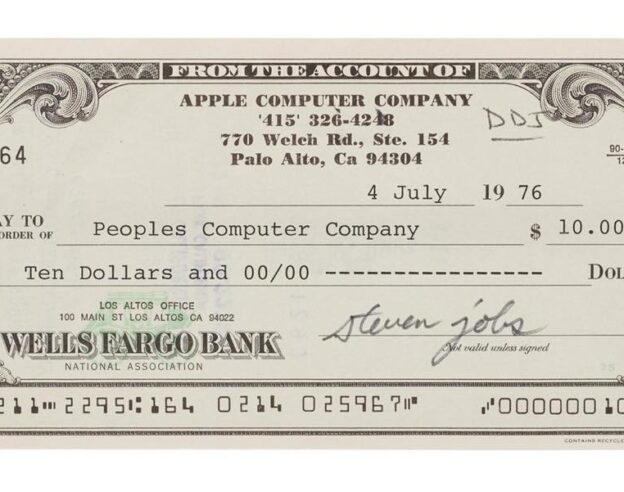 Image Un chèque de 10 dollars signé par Steve Jobs en 1976 proposé aux enchères