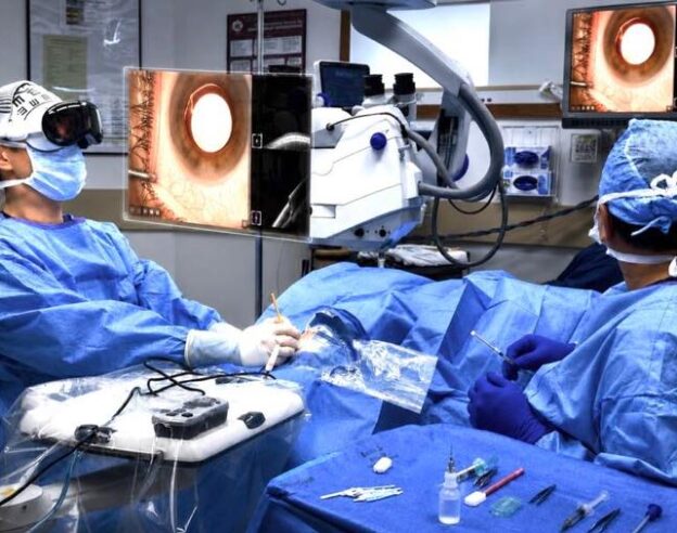 image de l'article Apple Vision Pro M5 : une étude valide son utilisation pour la chirurgie de la cataracte
