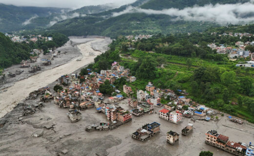 Crues Nepal Aout 2026