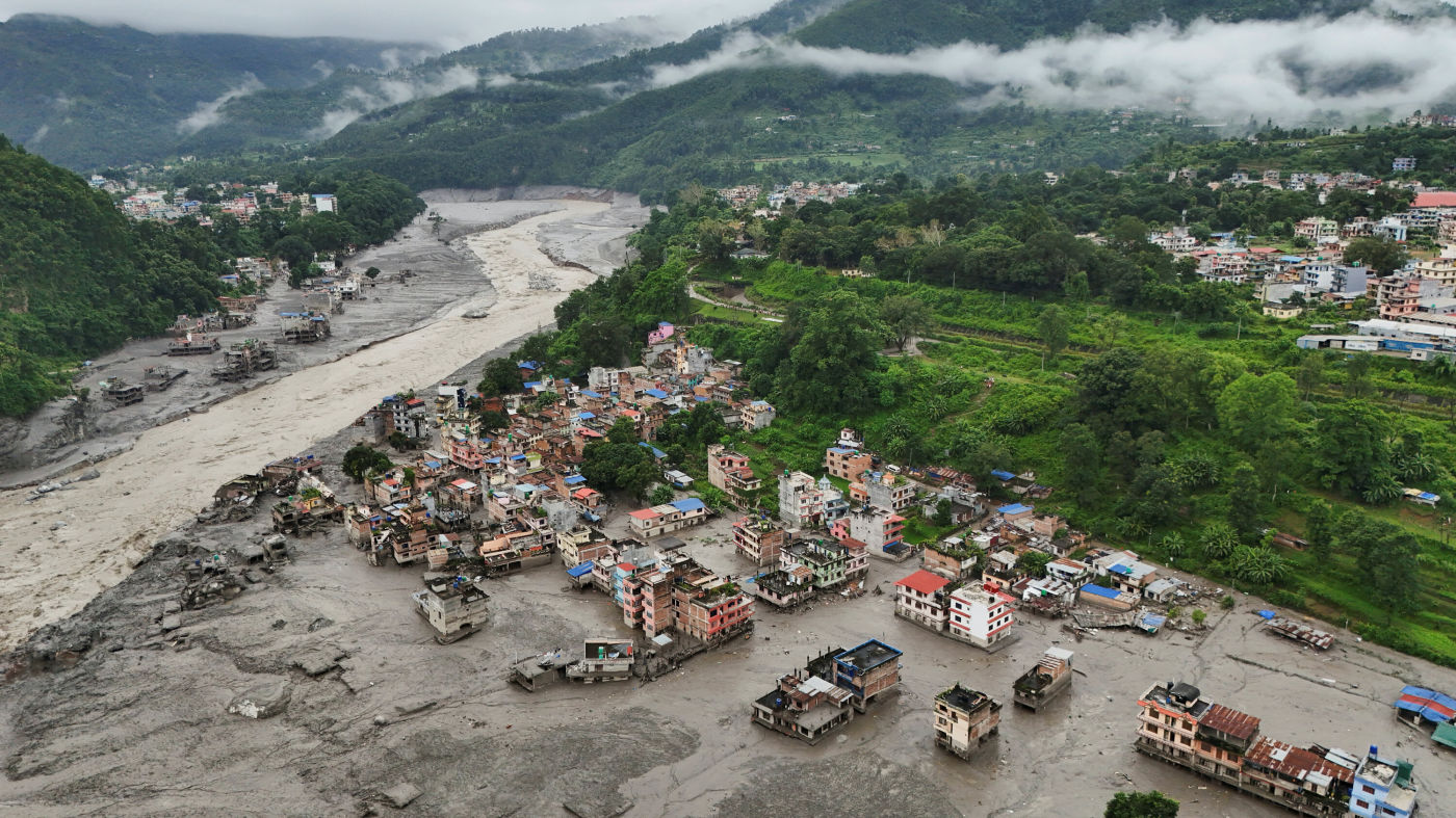 Crues Nepal Aout 2026