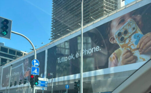 Publicite iPhone Enfant Italie