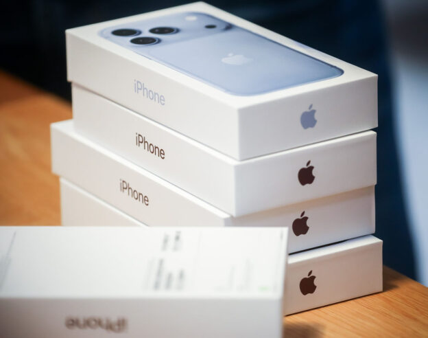 image de l'article Face au vol, les Apple Store scannent les boîtes d&rsquo;iPhone scellées pour vérifier le contenu