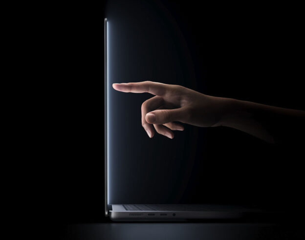 image de l'article Apple explique pourquoi le MacBook Pro a maintenant un écran tactile